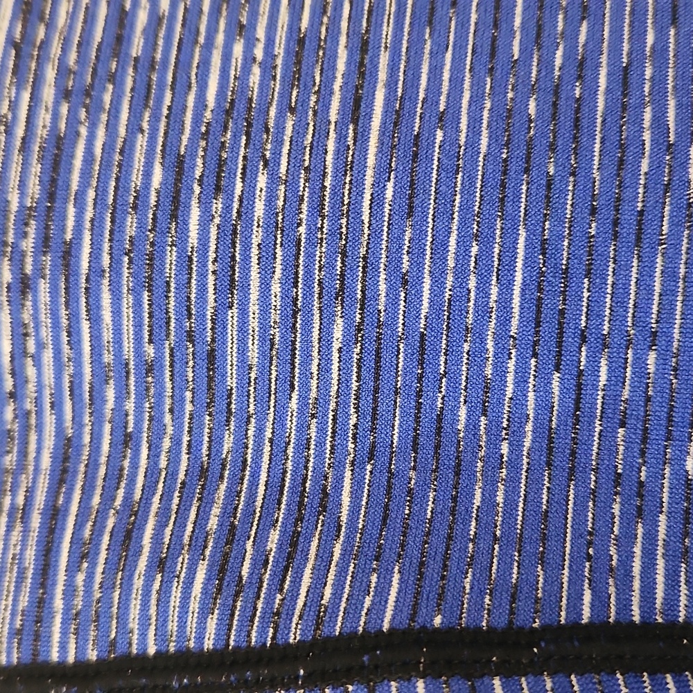 0 To 5 Women's Black White Blue Gradient Leggings Size S - Picture 7 of 9